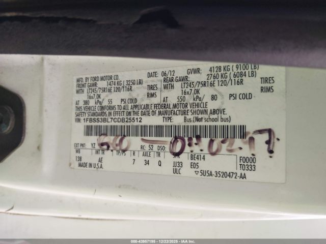 Ford E-350 Xl Image 14