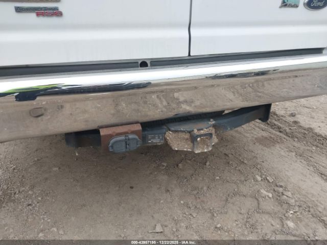 Ford E-350 Xl Image 17