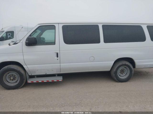 Ford E-350 Xl Image 9