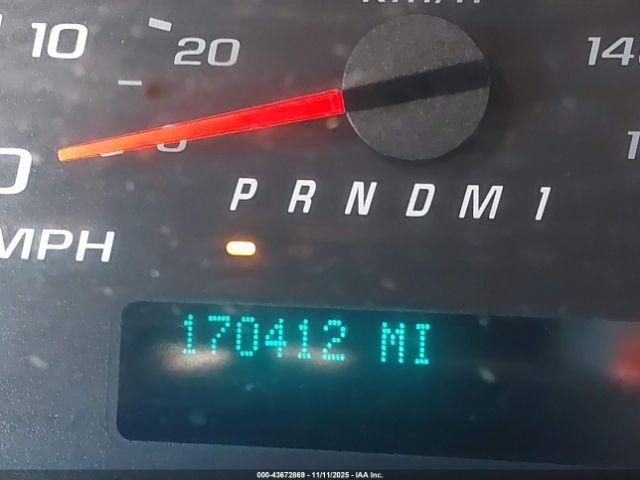 Chevrolet Express 4500 Image 13