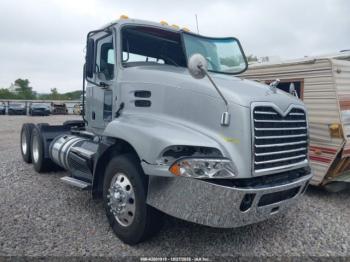 2018 Mack Pinnacle 1M1AW07Y7JM******