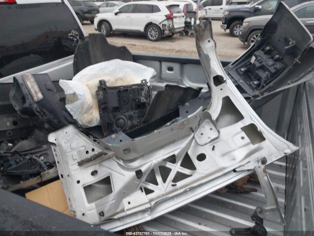 Chevrolet Silverado 1500 1lt Image 19