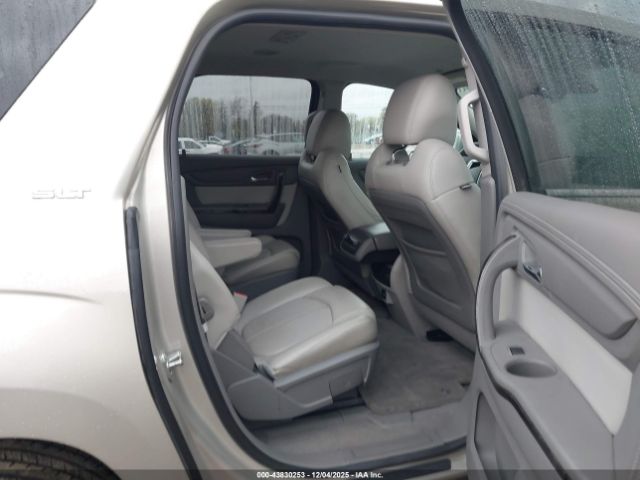 GMC Acadia Image 10