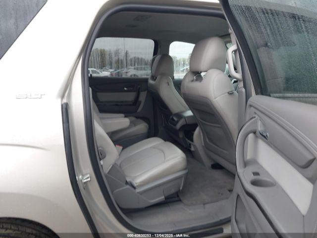 GMC Acadia Image 10