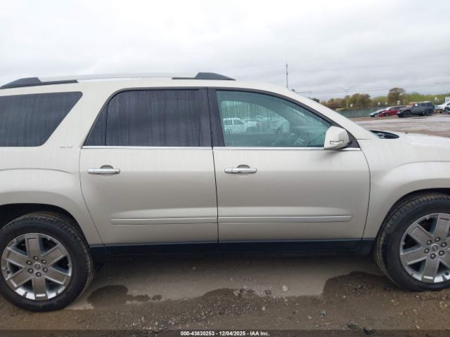 GMC Acadia Image 9