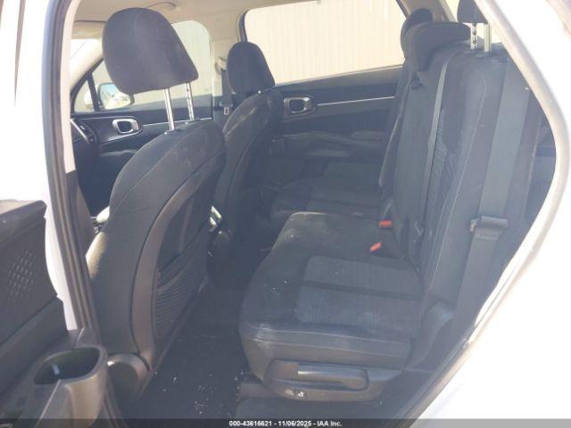 Kia Sorento Lx Image 6