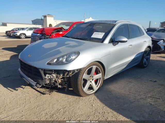 Porsche Macan Image 8