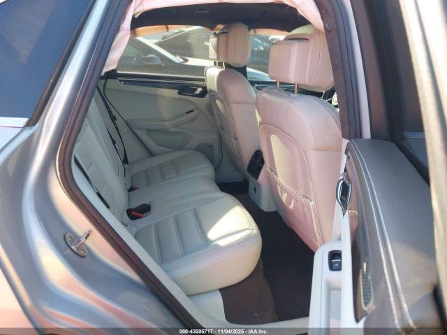 Porsche Macan Image 3