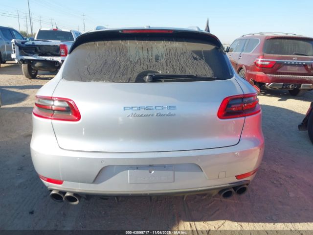 Porsche Macan Image 16