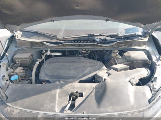 Honda Odyssey Sport Image 7