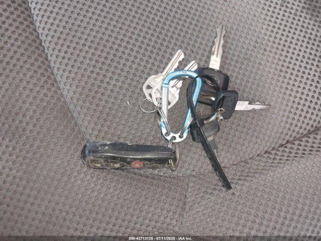 Nissan Frontier Sv Image 11