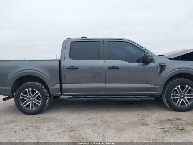 Ford F-150 Xl Image 14