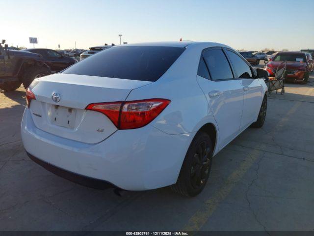 Toyota Corolla Le Image 18