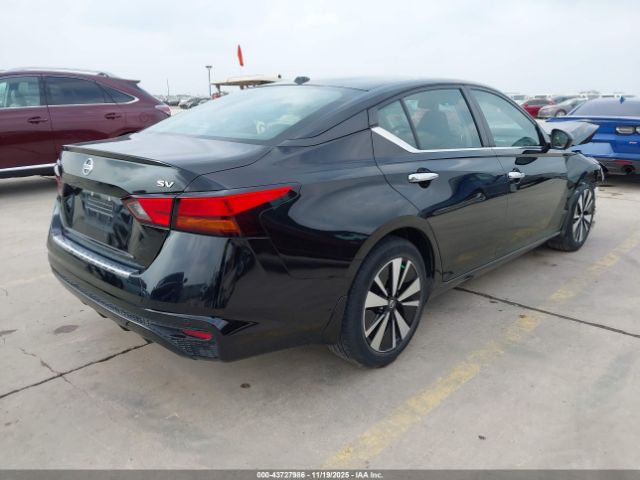 Nissan Altima Sv Fwd Image 17