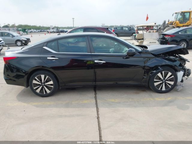 Nissan Altima Sv Fwd Image 6