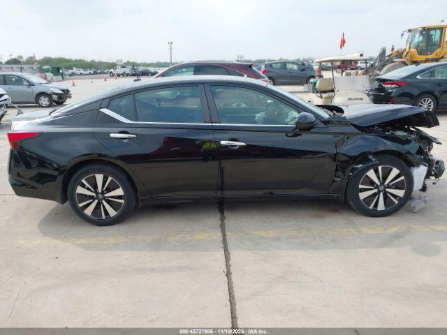 Nissan Altima Sv Fwd Image 6