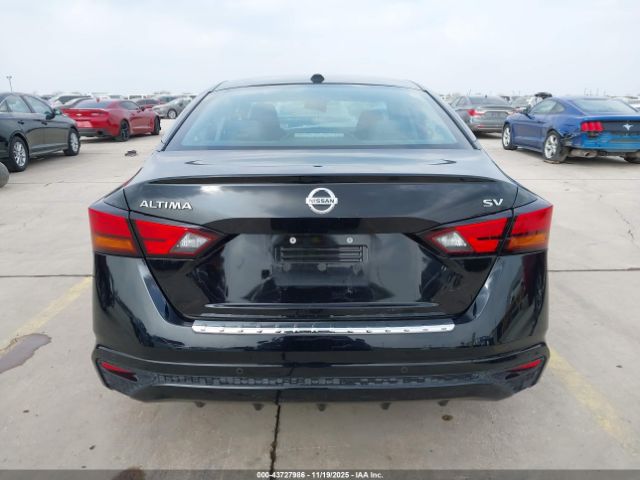 Nissan Altima Sv Fwd Image 8