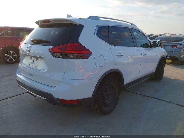 Nissan Rogue S Image 3