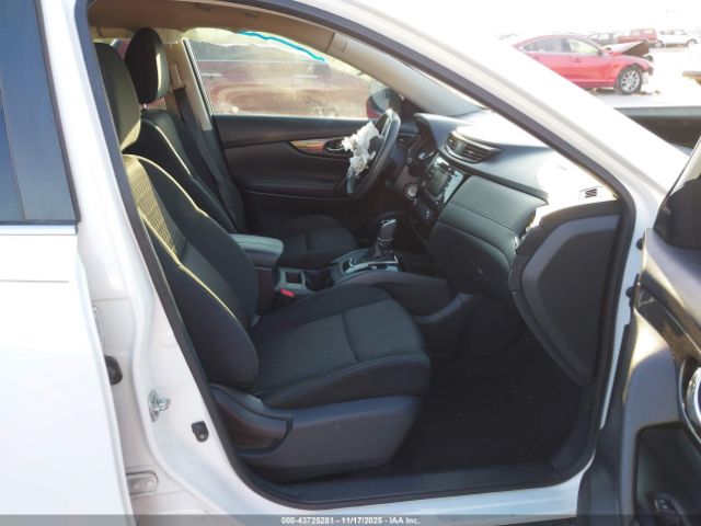 Nissan Rogue S Image 5