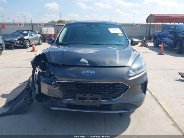 Ford Escape Se Image 16