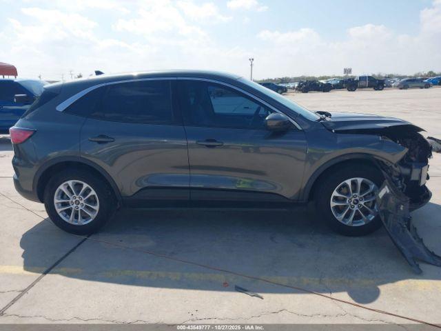 Ford Escape Se Image 17