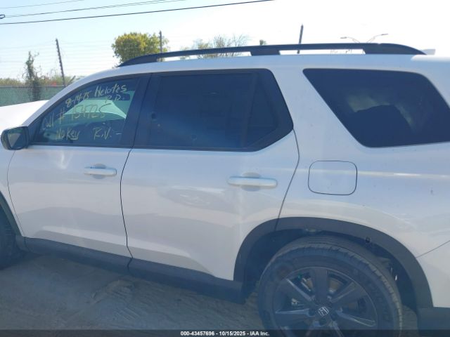 Honda Pilot Sport Image 15