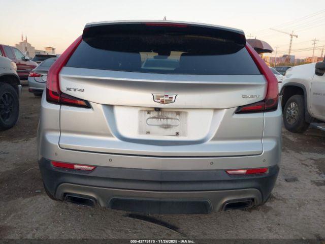 Cadillac XT4 Premium Luxury Image 12