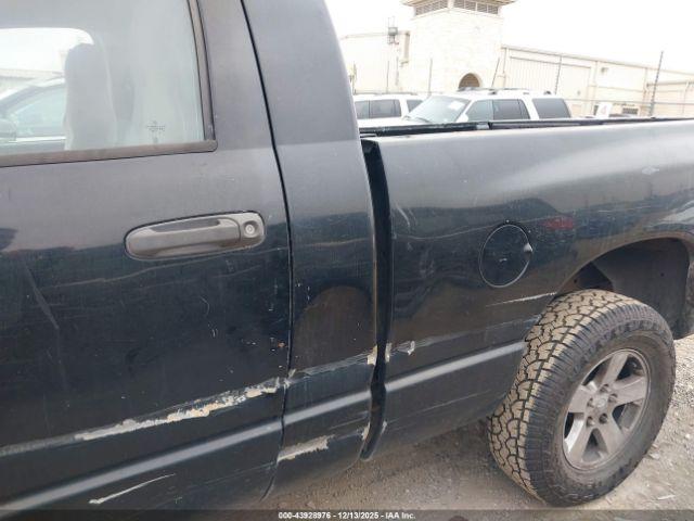 Dodge Ram 1500 St Image 9