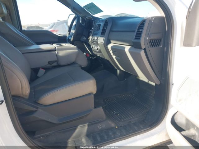 Ford F-250 Xl Image 16