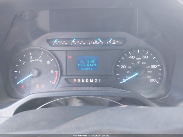 Ford F-250 Xl Image 3