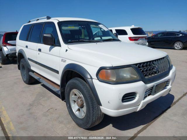  Salvage Mitsubishi Montero Sport