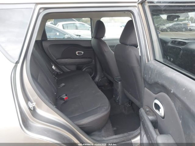 Kia Soul Image 12