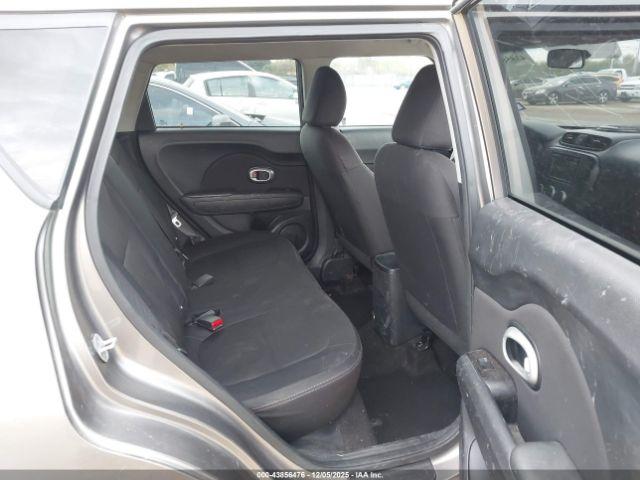 Kia Soul Image 12