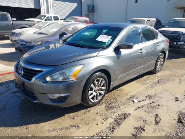 Nissan Altima 2.5 S Image 6