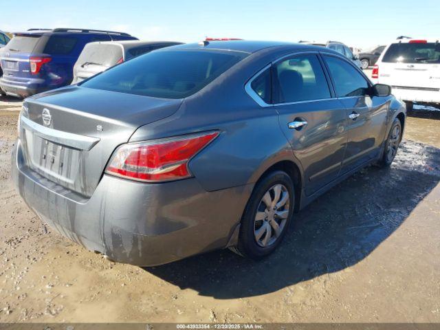 Nissan Altima 2.5 S Image 2