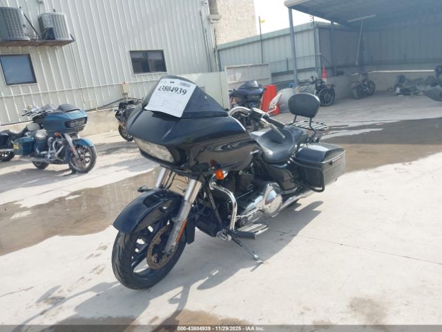 Harley-Davidson Fltrxs Road Glide Special Image 9