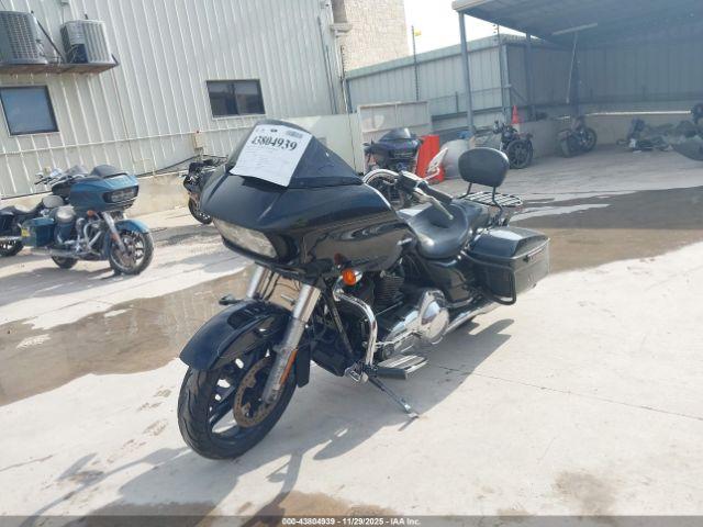 Harley-Davidson Fltrxs Road Glide Special Image 9