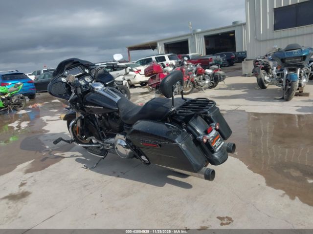 Harley-Davidson Fltrxs Road Glide Special Image 8