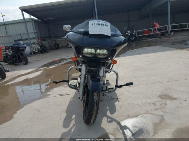 Harley-Davidson Fltrxs Road Glide Special Image 12