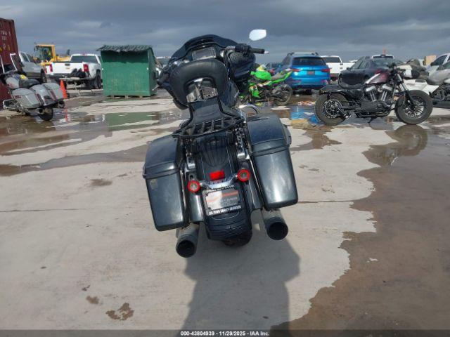 Harley-Davidson Fltrxs Road Glide Special Image 4