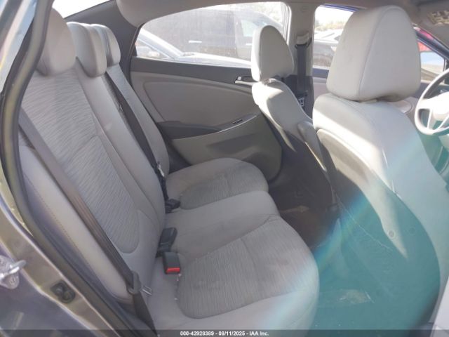 Hyundai ACCENT Se Image 5