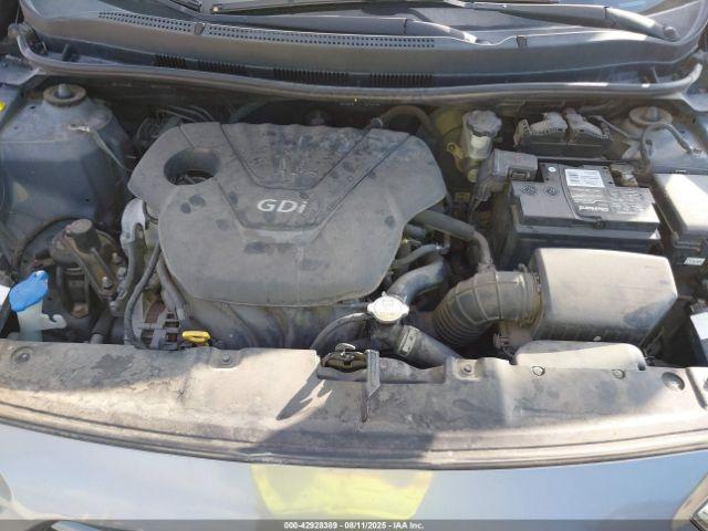 Hyundai ACCENT Se Image 9