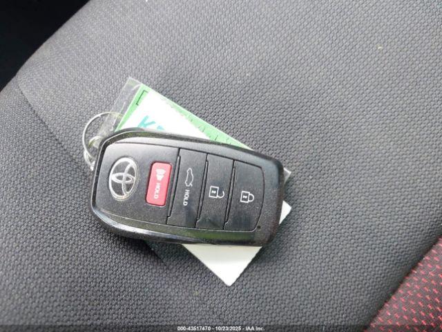 Toyota Corolla Se Image 7