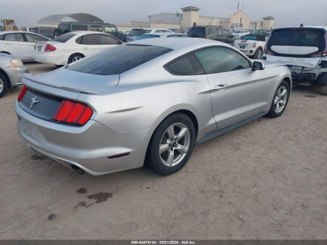 Ford Mustang V6 Image 15