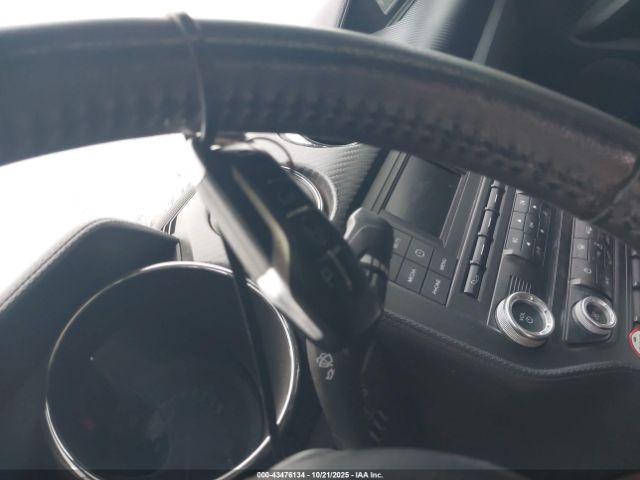 Ford Mustang V6 Image 5