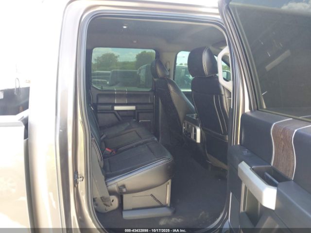 Ford F-350 Lariat Image 7