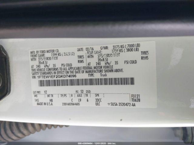 Ford F-150 Lariat Image 14