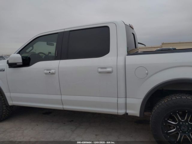 Ford F-150 Lariat Image 13