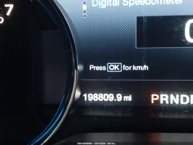 Ford F-150 Lariat Image 11