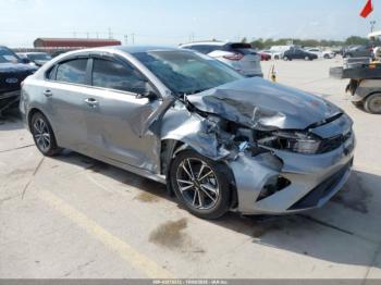  Salvage Kia Forte
